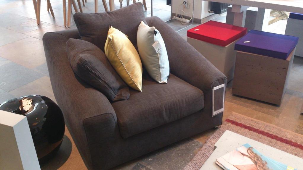 Sormani Noir (Fauteuil) Sofa : Uiterst comfortabele moderne fauteuil. Fauteuil super confortable.