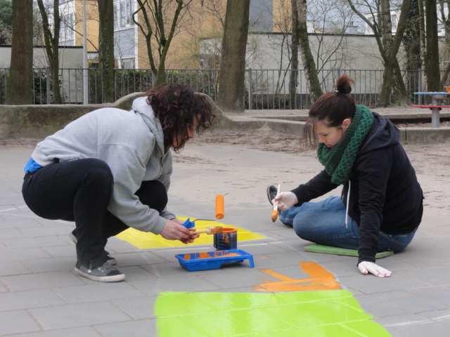 Het was niet zomaar tekenen, maar zij konden een echte bijdrage leveren aan hoe hun speelterrein er uit zou gaan zien. Er zijn vele prachtige ontwerpen gemaakt.