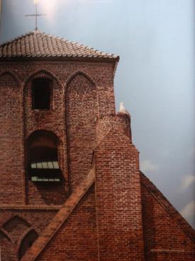 In het maandblad Monumentaal over monumentenzorg in Nederland stond een foto met bijpassend gedicht over Rijksmonument 9460. Wat een verrassing: het blijkt onze kerk te zijn.