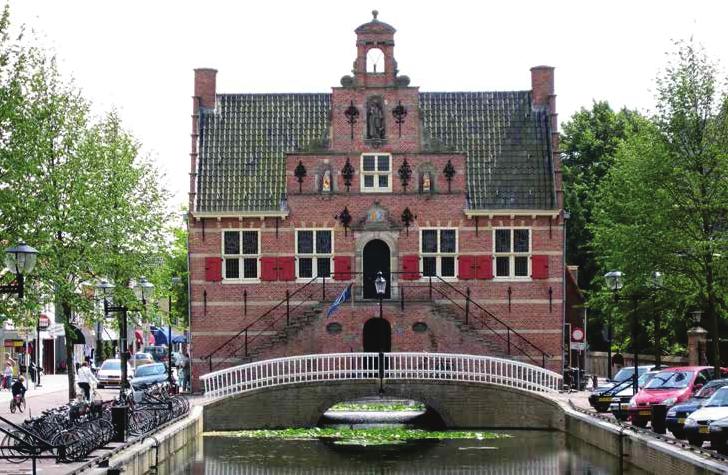 12 SEPTEMBER OUD-BEIJERLAND Oude Raadhuis Oude Raadhuis, Waterstal Geopend van 10.00 uur tot 16.00 uur. Rijksmonument uit 1622 waar ooit de rechterlijke macht zetelde.