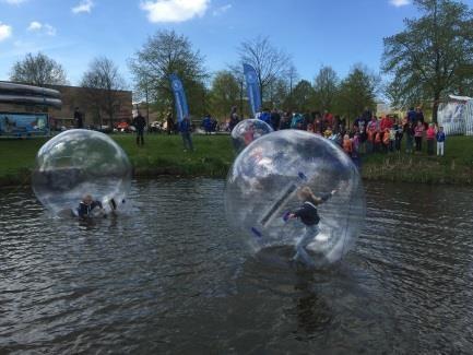 van speelplaatsen voor de jeugd.