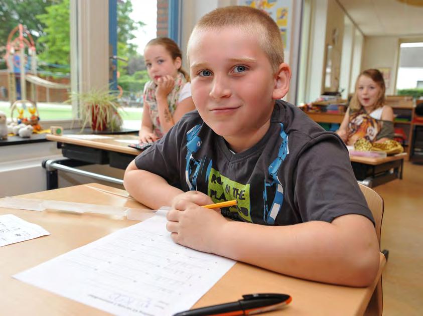 Jaarrekening Overlopende activa Vooruitbetaalde kosten maken onderdeel uit van de overlopende posten, waaronder de huur van het kantoorpand voor het bestuursbureau, scholingskosten, vooruitbetaalde