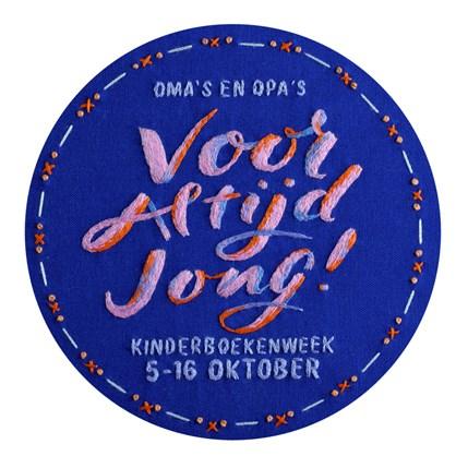 Pagina 2 Nieuwsbrief Hoera, de kinderboekenweek komt er weer aan! Tijdens de Kinderboekenweek 2016 staan opa s en oma s centraal onder het motto Voor altijd jong.