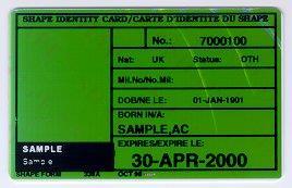 IDENTITEITSKAART SHAPE Voorzijde Achterzijde Deze identiteitskaart is geen rijbewijs