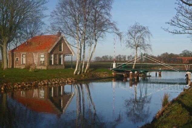 inhoudsopgave per programma financieel Collegeprogramma 2014-2018 uiterlijk eind 2015 zullen wij (tussentijds) bezien tot welke problemen de nieuwe wetgeving leidt en daarop adequaat inspelen. 4.