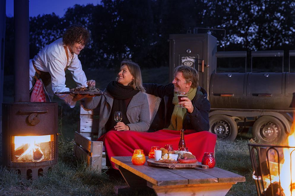 Winter Barbecue: 35,- per persoon Vanaf 30 personen Hoe frisser hoe beter! Vier met je collega s de koude donkere dagen met de bijzondere sfeer van de Winter Barbecue op Fort aan de Klop!