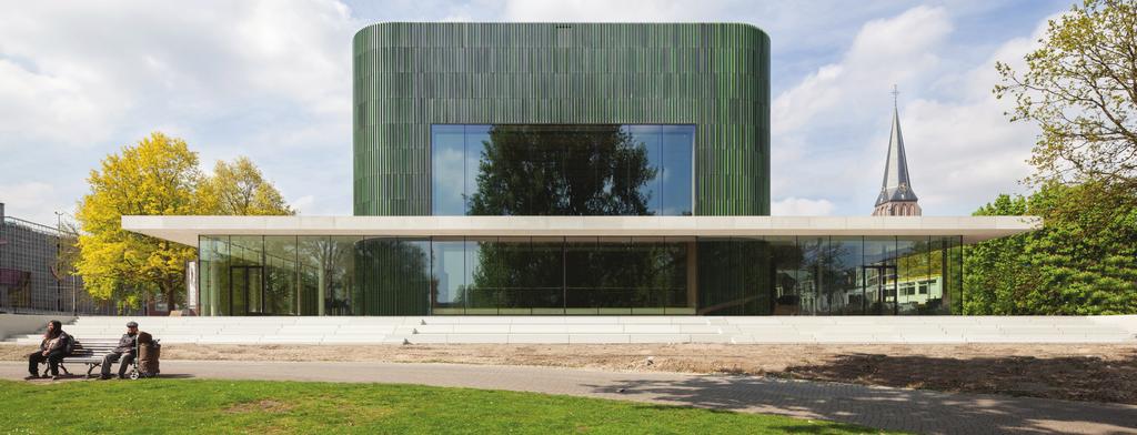 van Dongen Koschuch Architects & planners TRANSPARANT PAVILJOEN IN HET PARK De intrinsieke kwaliteiten van het gebied zijn het lommerrijke Musispark en de schoonheid van het bestaande monument van