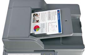 De Lexmark XS796dte kleurenlaser MFP afgebeeld met optionele extra finisher met nietfunctie en perforator 3)