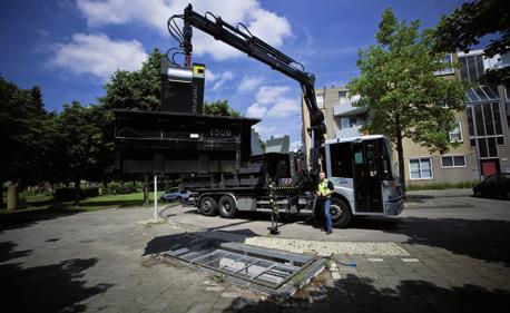 Dit jaar en ook volgend jaar zullen we in de bouw worden geconfronteerd met een volumeterugval en zal iedereen zijn uiterste best moeten doen om deze periode zonder kleerscheuren door te komen.