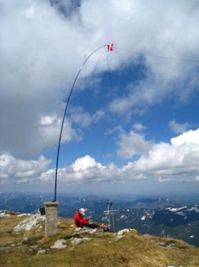 15 Bergwandelen + Radio = SOTA Summits on the Air (SOTA) is een Award programma voor
