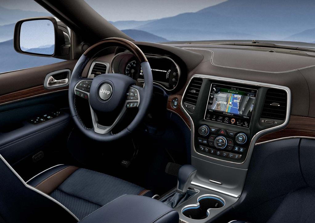 Alle audio- en communicatiefuncties van de Jeep Grand Cherokee zijn ondergebracht in het Uconnect LIVE-systeem.