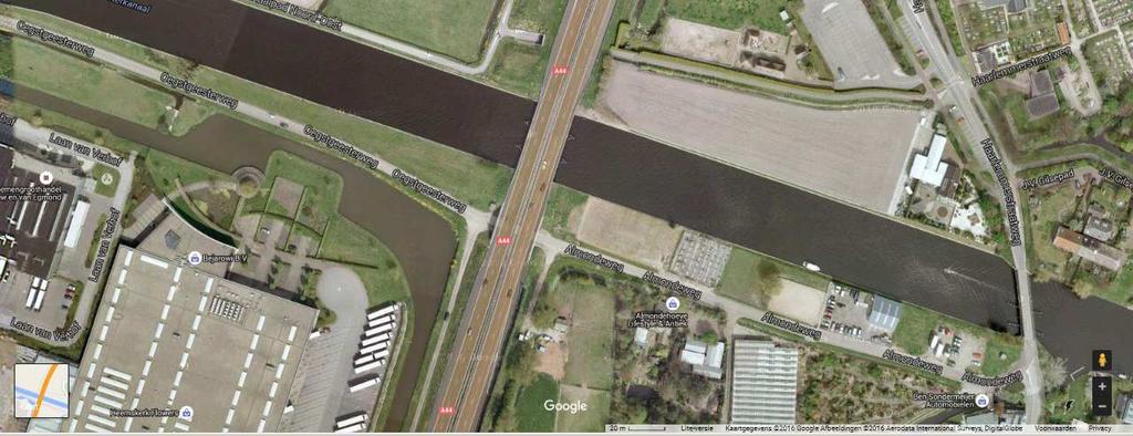 Vanaf de Bankijkerweg komt eveneens een vloeiende rechtsafgaande afslag naar de A44 richting Den Haag. De Bankijkerweg gaat met een nieuw tunneltje onder de A44 door.
