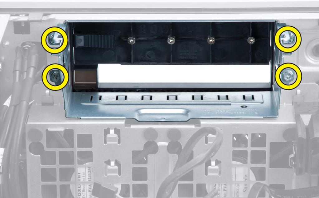 Verwijder de schroeven waarmee de systeemventilator aan het chassis is