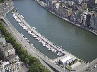 715 inwoners en ligt op de plaats waar de Ourthe uitmondt in de Maas. Luik heeft een prachtig historisch centrum.