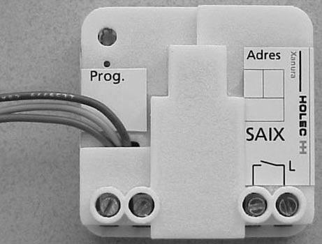 4.3 Schakelactor SAIX De schakelactor SAIX kan ingebouwd worden achter wandcontactdozen en schakelaars.