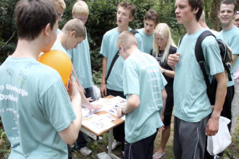 Ervaringen uit het verleden Kort verslag 2008: Het Sport- en Spelfestijn is op donderdag 11 september 2008 voor het eerst gehouden op het terrein van Parc Spelderholt in Beekbergen.