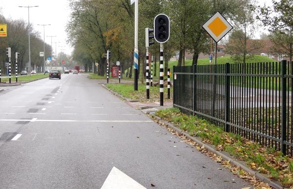 Zicht kruispunt (heen en terug) 1 Geen belemmering van zicht 2 Enigszins