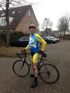 Vervolgens heb ik vijf jaar in Woerden gewerkt,waar ik regelmatig per fiets naar toe ging. Dit bedrijf werd overgenomen en werd ik werkloos. Na een half jaar vond ik werk in Alphen aan den Rijn.