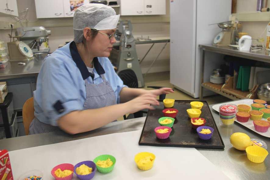 Muffins of cupcakes zijn leuk om met Pasen mooi te versieren.