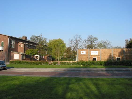 Definitief 1 NK=fåäÉáÇáåÖ= Op 24 mei 2006 is door gemeente Amstelveen aan Wareco Amsterdam bv schriftelijk opdracht gegeven een verkennend bodemonderzoek uit te voeren, conform offerte (kenmerk Ar29.