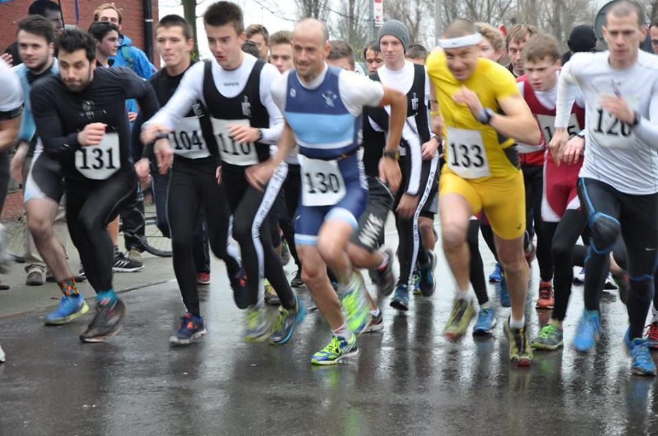 27-28/02/2016 28/02/2016 Brugge Boat Race 29/02/2015 Raad van Bestuur VRL COMPETITIE Loopcross, 10 januari De Gentse Roei- en Sportvereniging organiseerde op zondag 10 januari haar jaarlijkse