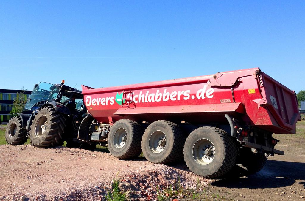 DL-S De onafhankelijke, hydraulische DL-S biedt door zijn unieke constructie vooral voor (semi-)diepladers vele voordelen.