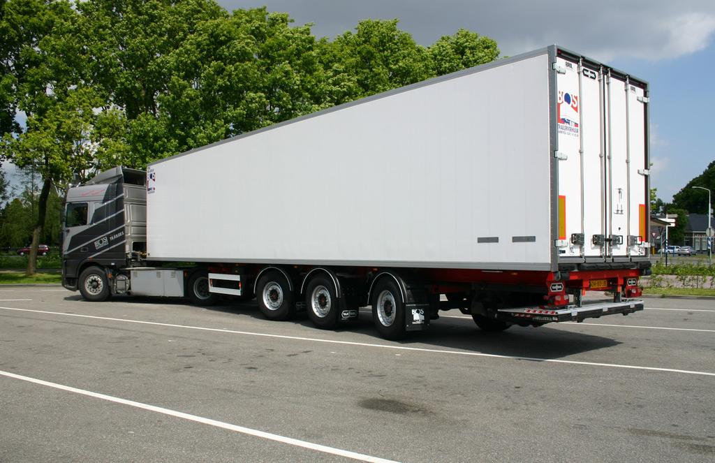 TD-X & TD-XD Het TD-X-systeem wordt toegepast in het zwaardere distributievervoer bij trailers met een korte wielbasis.