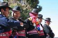 21/22-07-2015 Puno Titicacameer 2 dagen Dag 1 Je wordt tegen 8 uur opgehaald voor de 2 daagse Titicaca meer excursie.
