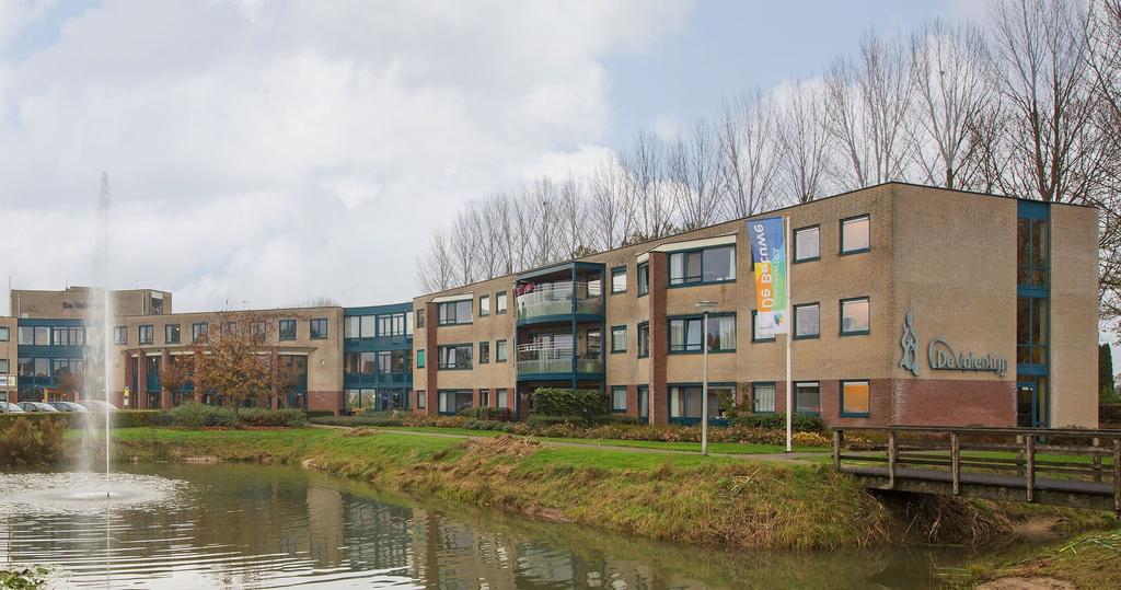 De Valentijn Wonen in het groen, en toch midden in het dorp De Valentijn is een sfeervol en huiselijk zorgcentrum aan de rand van Maurik, maar is echt onderdeel van de Maurikse gemeenschap.