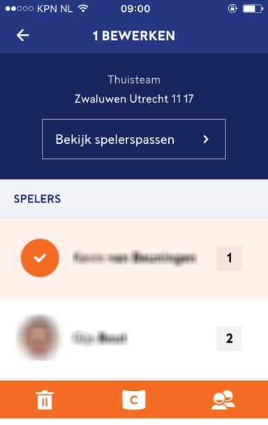 Via de knop Bekijk spelerspassen kan je de spelerspassen van de spelers bekijken. Door te swipen op je scherm kan je alle spelerspassen bekijken.