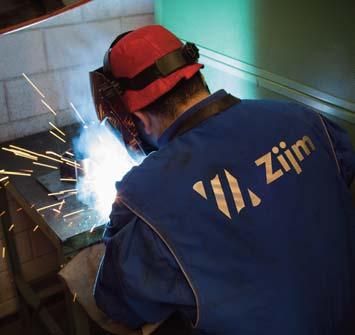 de stagebedrijven een rol te geven in de beoordeling van de competenties van de leerlingen.