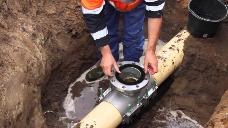 Taken Bevoegdheden AVP AVP is direct verantwoordelijk voor het juist uitvoeren van: Bedieningshandelingen aan het drinkwaternet alle (niet-) water