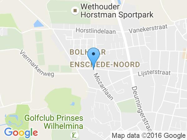 Kenmerken Object gegevens Soort woning Herenhuis Type woning Vrijstaande woning Bouwjaar 1953 Maten object Aantal kamers 5 kamers Aantal slaapkamers 4slaapkamer(s) Perceel oppervlakte 524 m 2