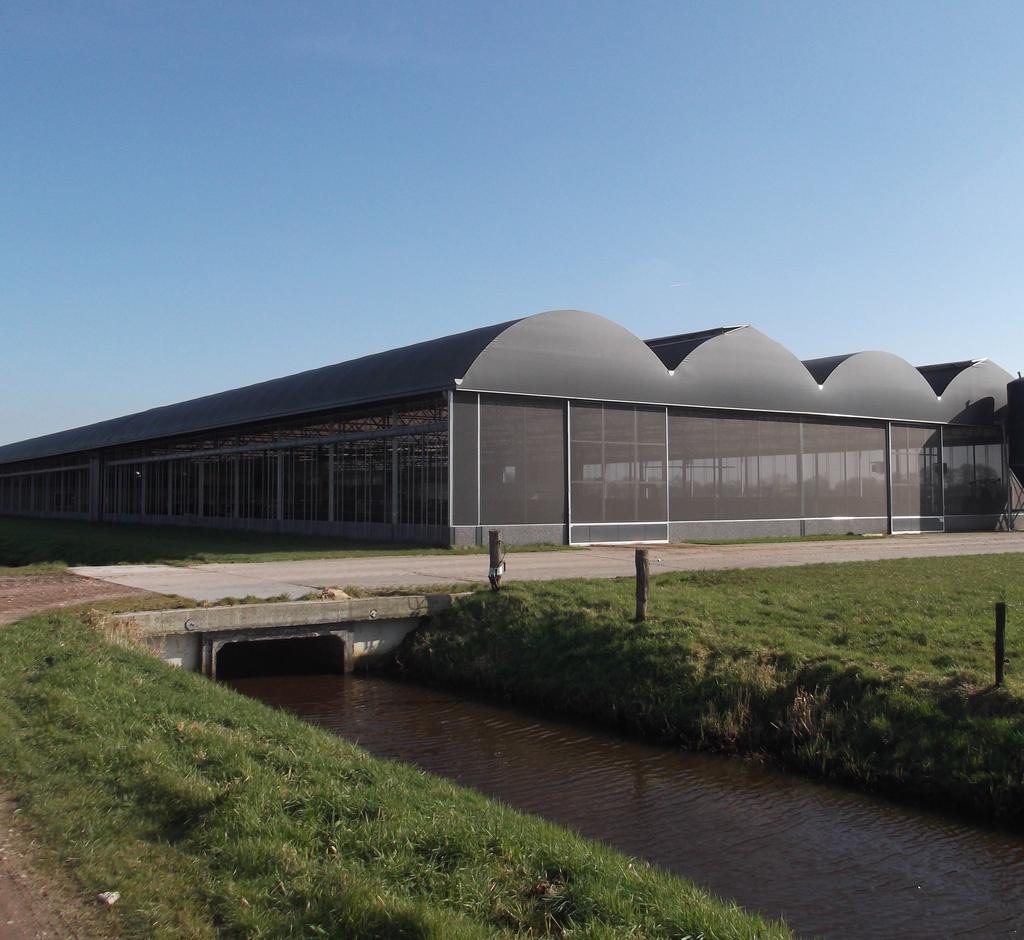 Wageningen UR Livestock Research Together with our clients, we integrate scientific know-how and practical experience P.O. Box 65 to develop livestock concepts for the 21st century.