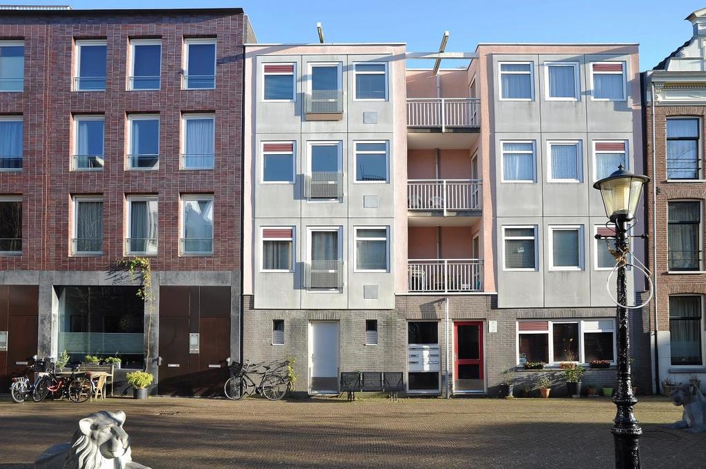 Leeuwenhoekstraat 15 1091 RX AMSTERDAM VRAAGPRIJS: 235.