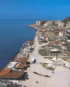 Dinsdag 3 april: Shkodra - Durrës Na ontbijt vertrekken we zuidwaarts richting Durrës.