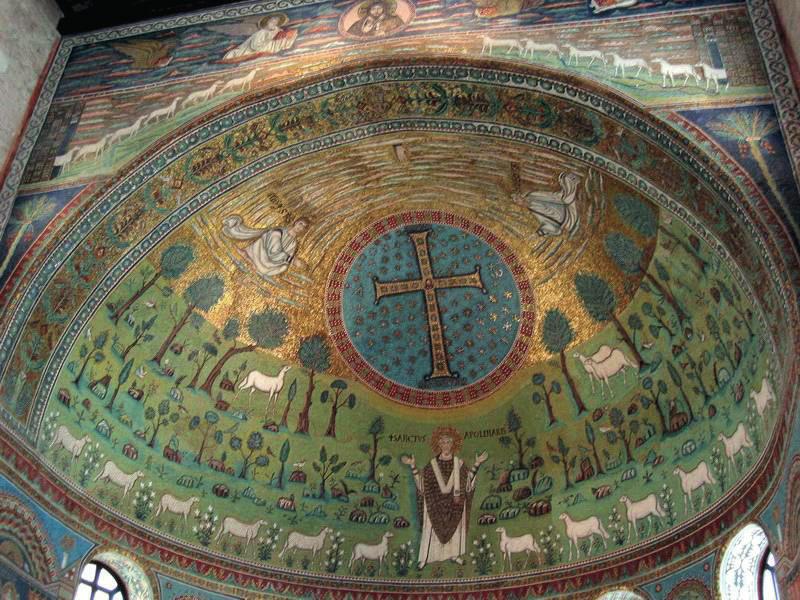 mecenaat toch gelden. Zo schonk hij aan aartsbisschop Maximianus een zetel, bekleed met ivoren panelen, die stilistisch uit een atelier in Constantinopel afkomstig zouden kunnen zijn.