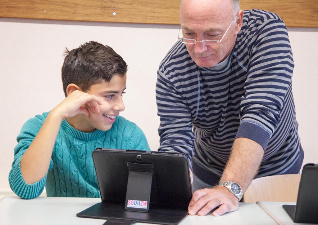 6.3 Het volgen van de leerlingen Onze school houdt dagelijks alle absenten, laatkomers en zieken per lesuur bij.