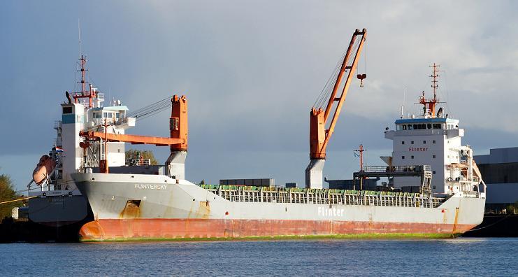 24-5-2017 vertrokken naar Tananger, Noorwegen, 26-5-2017 ETA te Tananger. (Foto: F. Olinga, 25-4-2017, proefvaart op de Eems). THORCO SKY, IMO 9250385 (NB-234), ex FLINTERSKY.