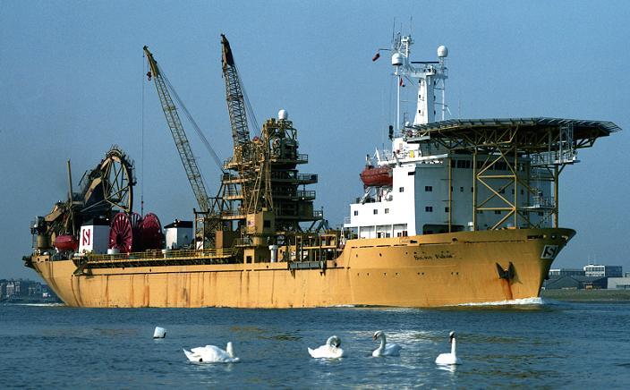 , Cyprus, in beheer bij Fina Marine S.A., herdoopt OIL DRILLER. 1990 verkocht aan Offshore Europe N.V., Antwerpen-België, in beheer bij Fina Marine S.A., herdoopt PETREL.