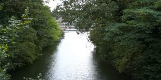 (Wöllemsvaart) nao oonder touw. Vraog 9. Boe geit de Zuid- Willemsvaart nao touw?