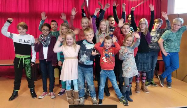 Regionaal schoolzwemkampioenschap Veenendaal Goed nieuws voor nóg een zwemteam van school!
