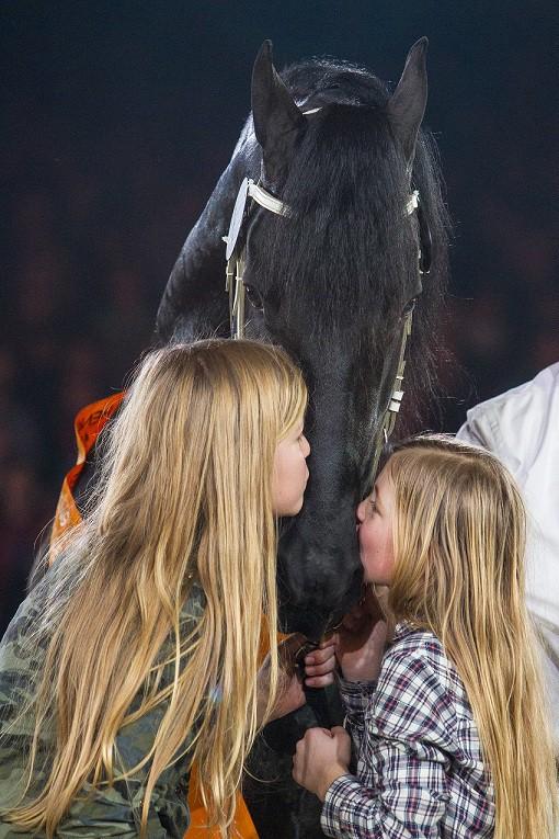 Dit was nodig ook, want Tsjalle 454 bleef tot het einde toe stevig partij bieden. Norbert 444 heeft een voordeel in z n stap en beschikt over iets meer postuur.