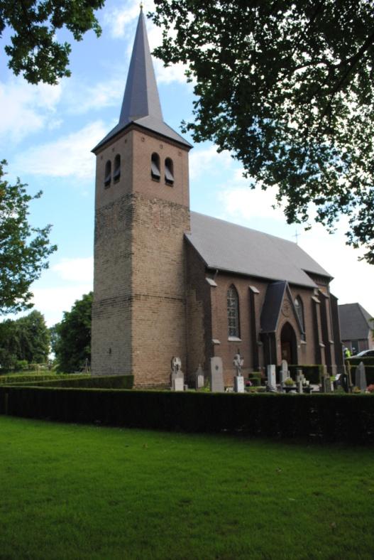 De Romaanse tufstenen toren is waarschijnlijk het oudste Romaanse bouwwerk van Noord-Brabant.