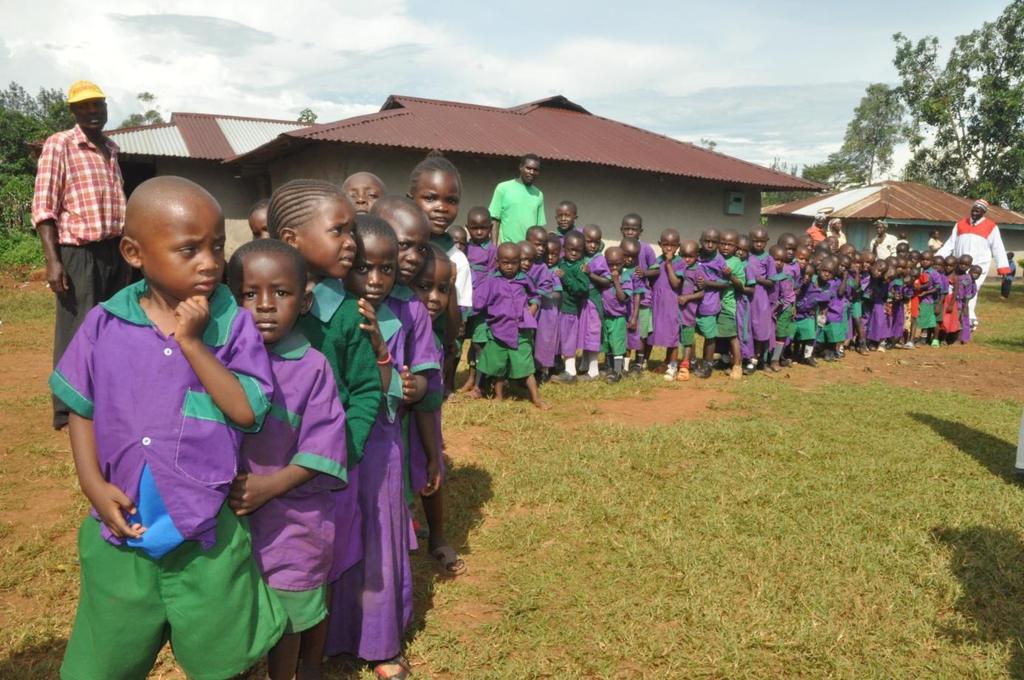 Voorwaarden ondersteuning Kidshare wil in een dorp een school helpen bouwen als er aan een aantal voorwaarden is voldaan. De mensen in het dorp moeten zelf het initiatief nemen.