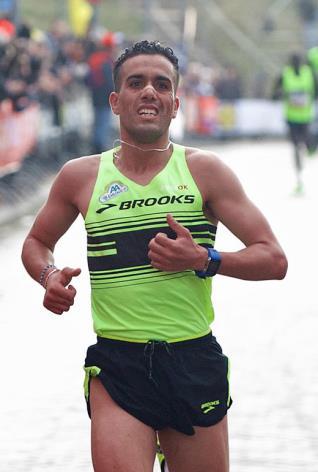 Khalid Choukoud (Nederland) Geboortedatum: 23 maart 1986 Woonplaats: Den Haag Persoonlijk record: 1.01.53, Breda, 2013 Saucony Egmond Halve Marathon: 2016: 6e, 1.09.24; 2015: 9e, 1.05.06; 2014: 8e, 1.