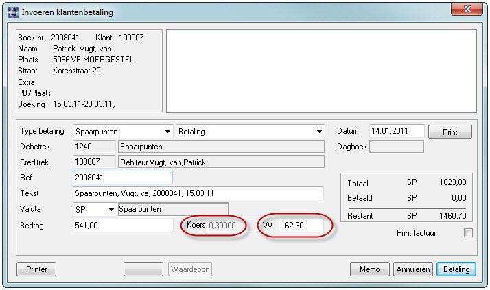 Is bij de boeking de spaarpunten vreemde valuta vastgelegd, dan verschijnen tevens de velden < Koers > en < VV >. Is een valuta koers van bijv.