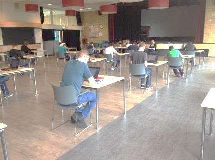 EXAMENS De leerlingen van het 3 e leerjaar Basis en Kader konden deelnemen aan het staatsexamen maatschappijleer. De staatsexamens komen voor deze vakken in de plaats van de IVIO-examens.