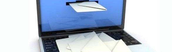 Welke gevaren (3) E-mail spoofing: - mensen sturen een mail uit naam van iemand anders - uit naam van een politicus of ministeries - uit naam van bedrijven o.a. energie bedrijven ect.