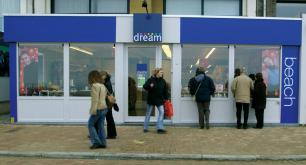 De eerste 'dream'-winkel in Koksijde: een gespecialiseerde cadeaushop, met trendy en originele cadeaus voor iedereen en voor elke cadeaugelegenheid.